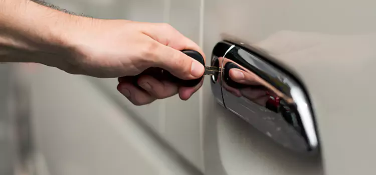 Why Choose Our Auto Locksmith Team in Syracuse, NY?